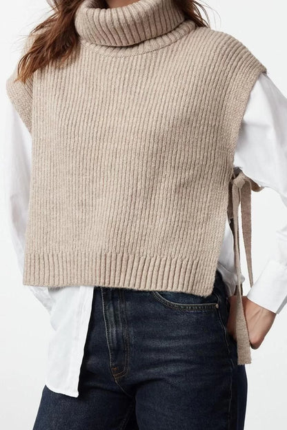 Women Fashion Stylish Turtleneck Regular Sleeve Crop Soft Textured Knitted Sweater