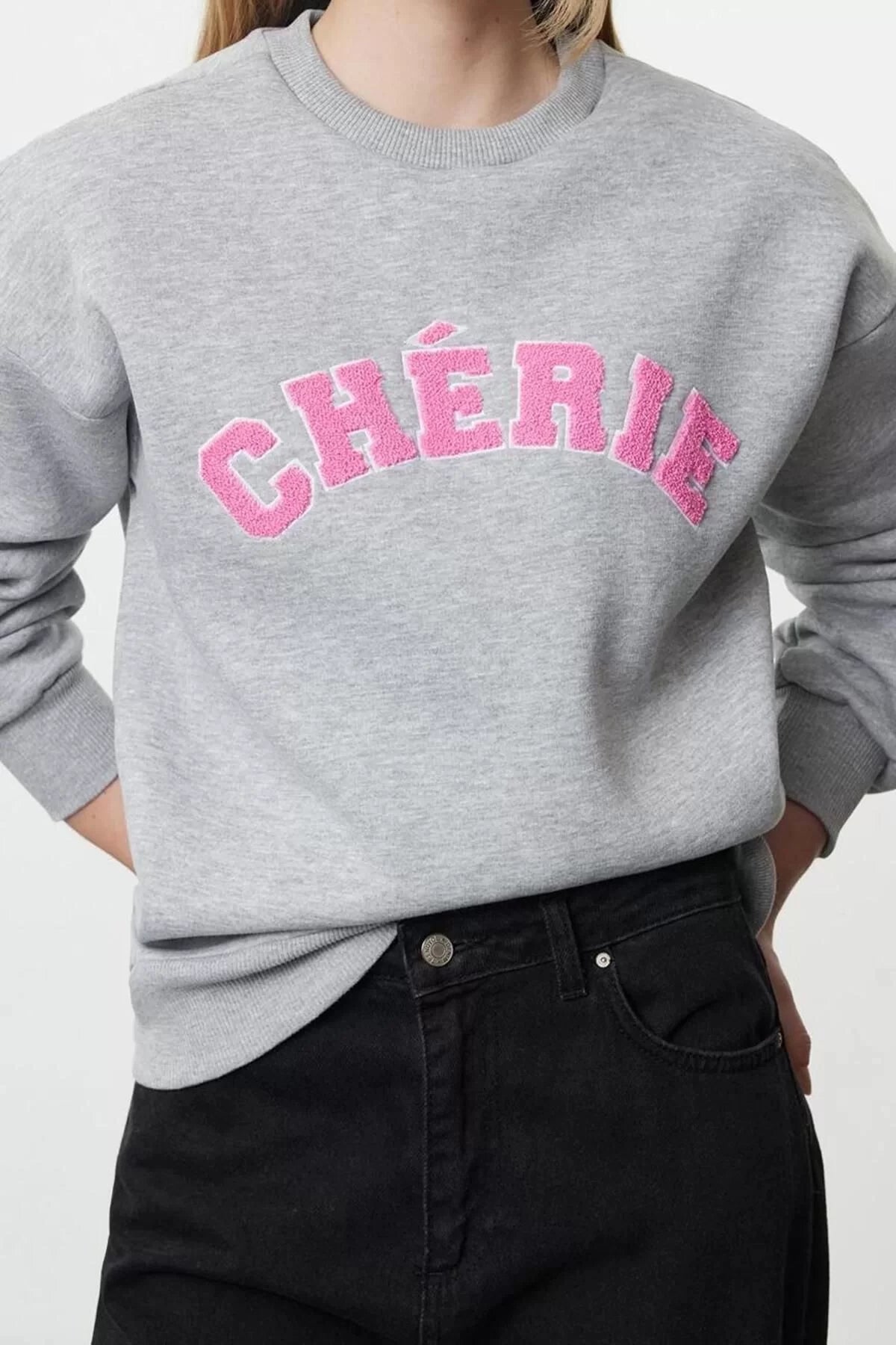 Women's Oversize Crew Neck Low Sleeve Long Thick Fleece Casual Cut Slogan Embroidered Knitted Sweatshirt