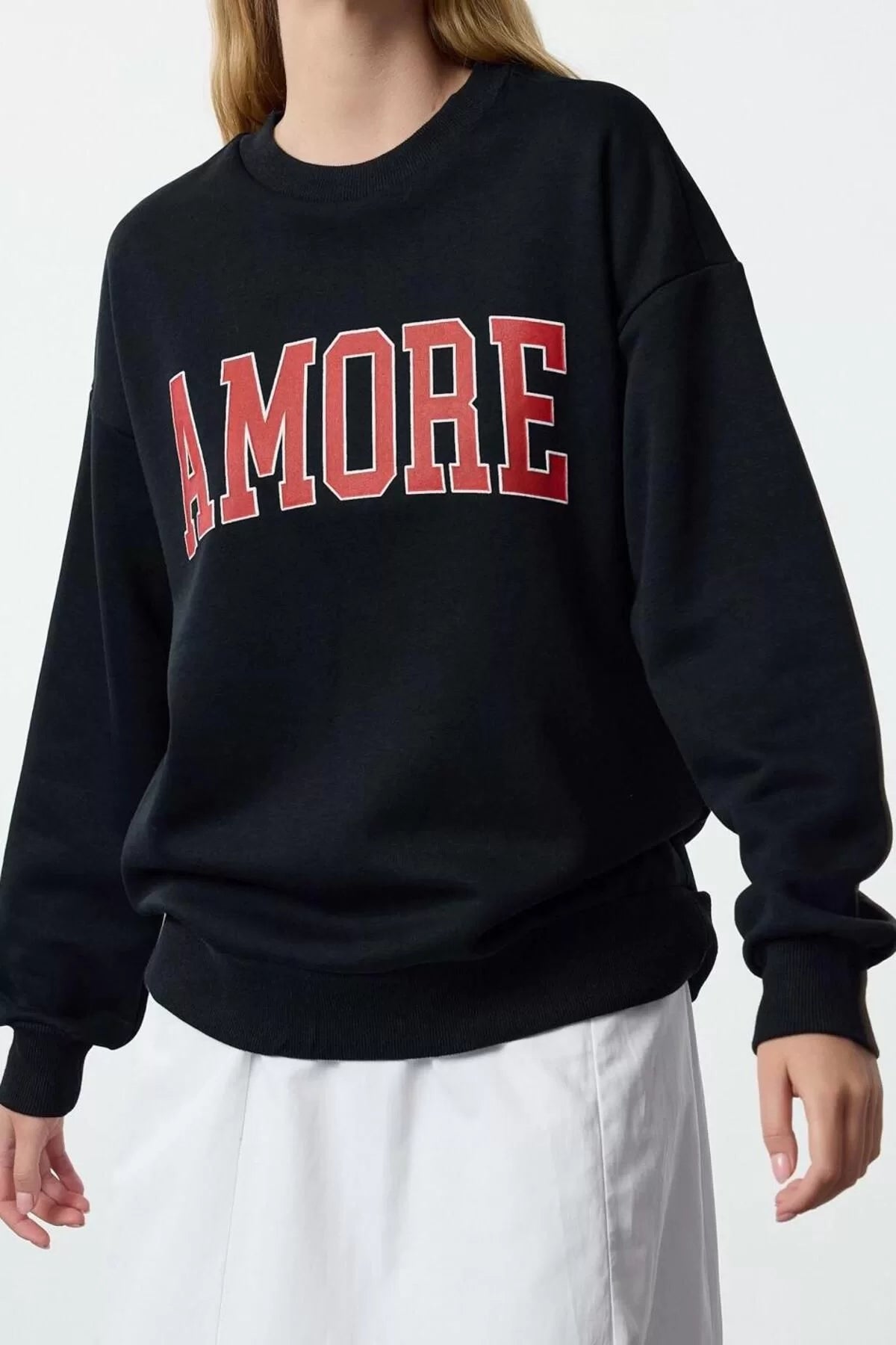 Women's Loose Crew Neck Low Sleeve Long Thick Fleece Inside Wide Cut Slogan Embroidered Knitted Sweatshirt