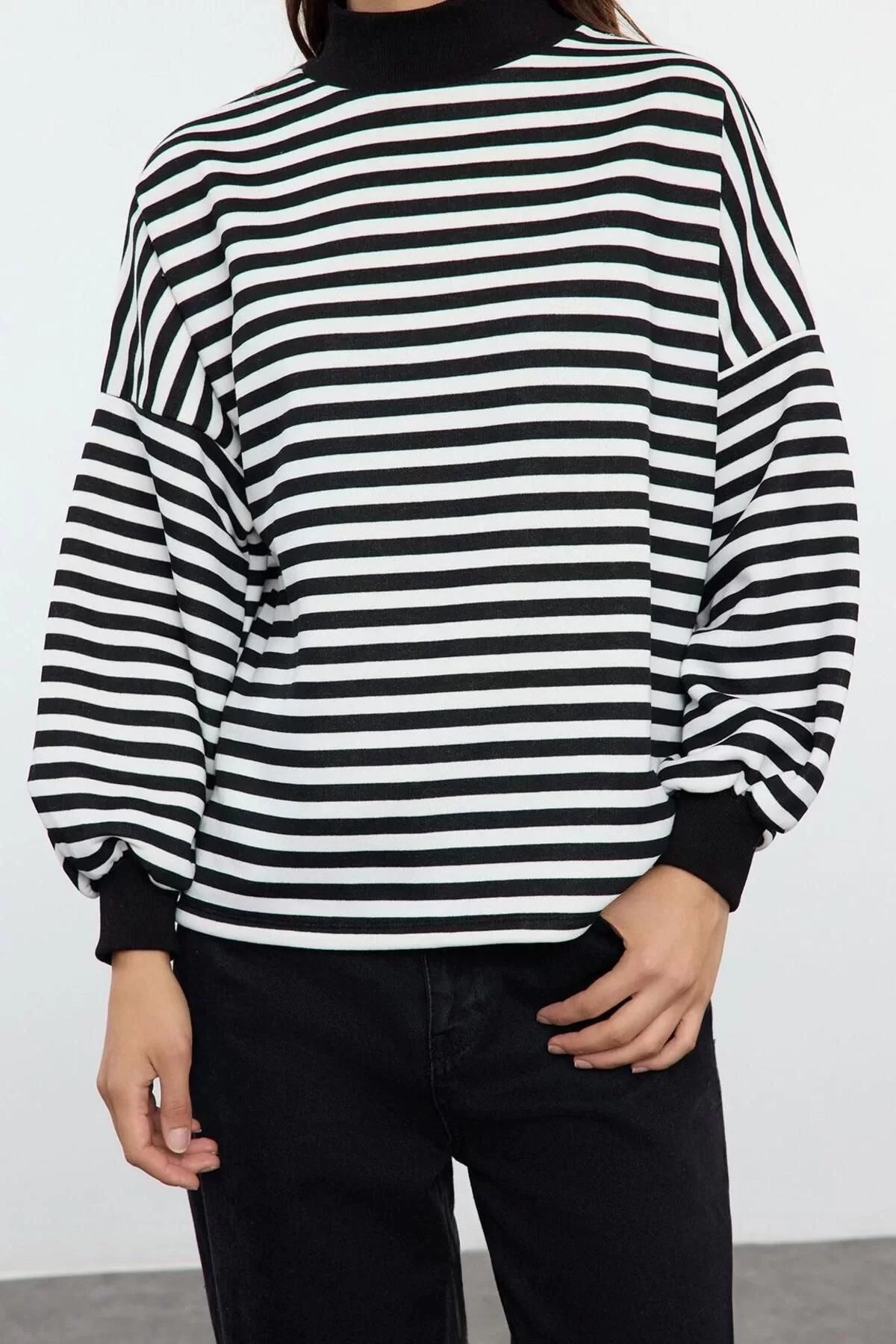 Women's Oversize Stand Collar Long Basic Striped Pattern Half Turtleneck Thick Polar Fleece Knitted Sweatshirt