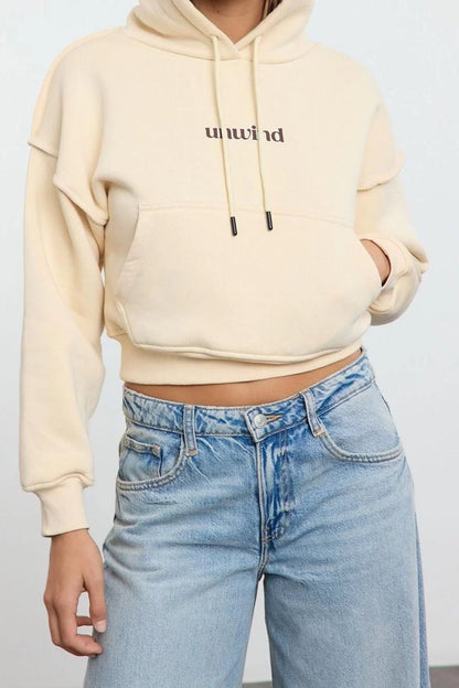 Women's Oversize Hooded Low Sleeve Crop Slogan Printed Wide Cut Thick Fleece Knitted Sweatshirt