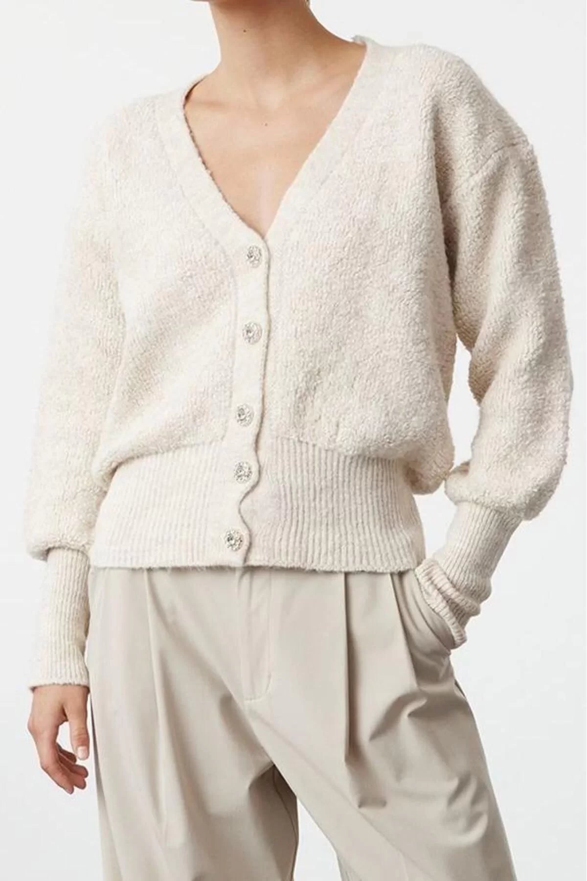 Women Fashion Stylish Regular V Neck Regular Soft Texture Knitwear Cardigan