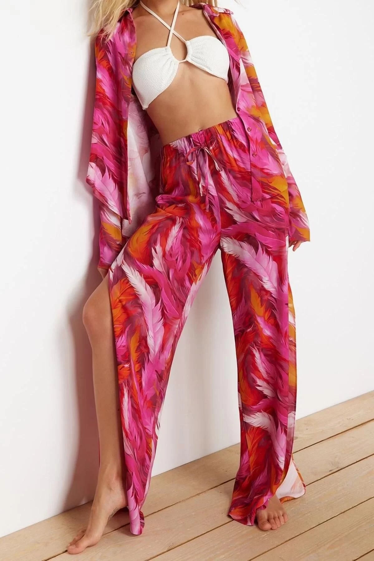 Women Fashion Stylish Regular Long Length Long Sleeve Abstract Patterned Woven Shirt Pants Set