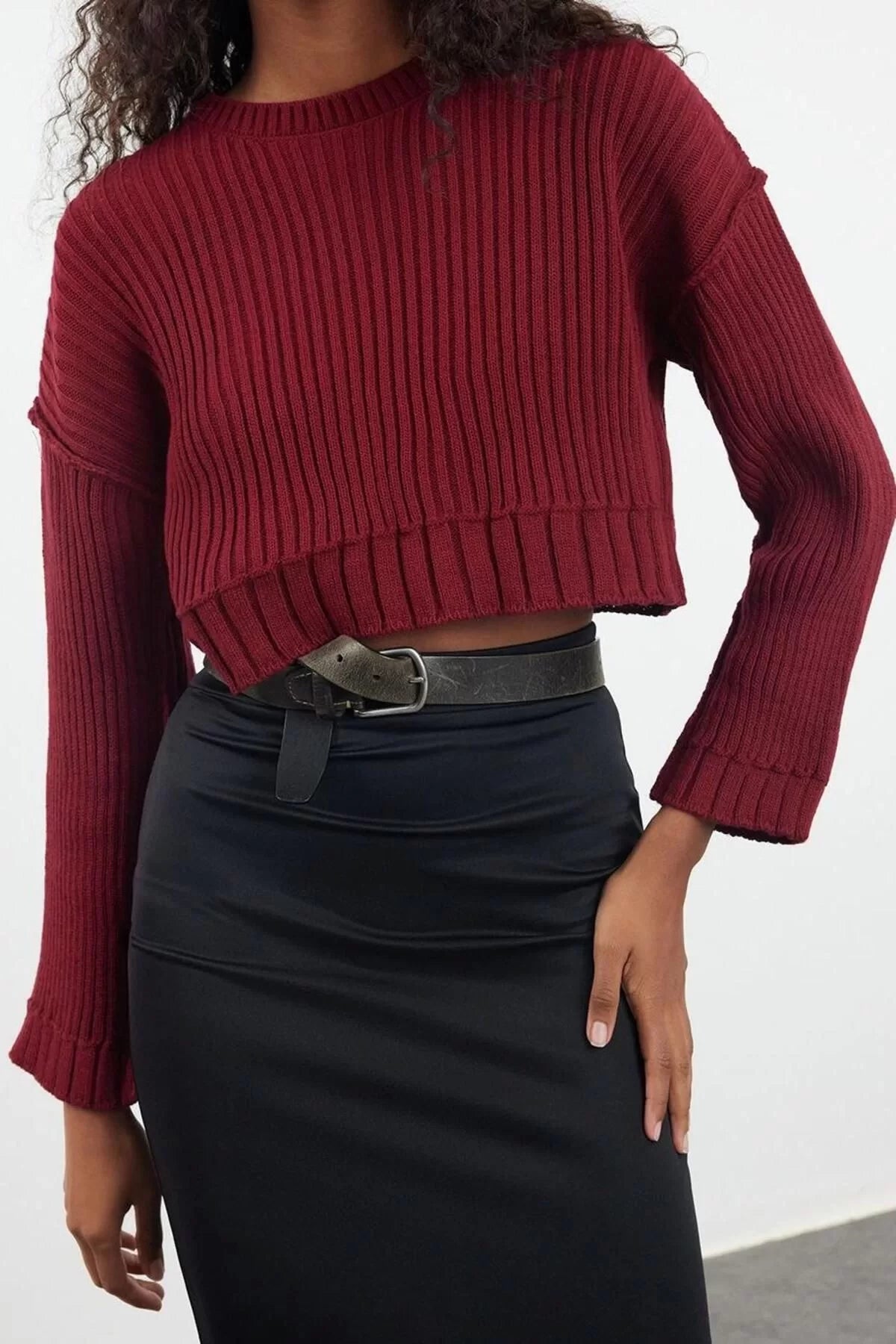 Women Fashion Stylish Crew Neck Regular Sleeve Crop Super Knitwear Sweater