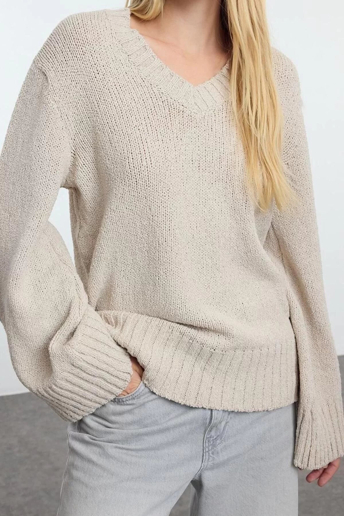 Women Fashion Stylish V Neck Standard Sleeve Regular Wide Pattern Basic Knitwear Sweater