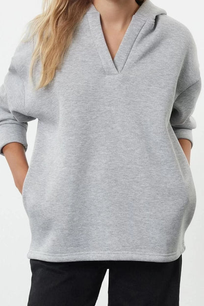 Women Fashion Stylish Loose Hooded Low Sleeve Long Wide Fit Thick Knitted Sweatshirt