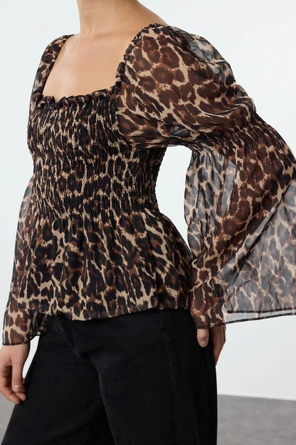 Style Women Leopard Patterned Elastic Detailed Blouse Regular Woven Fitted Pattern