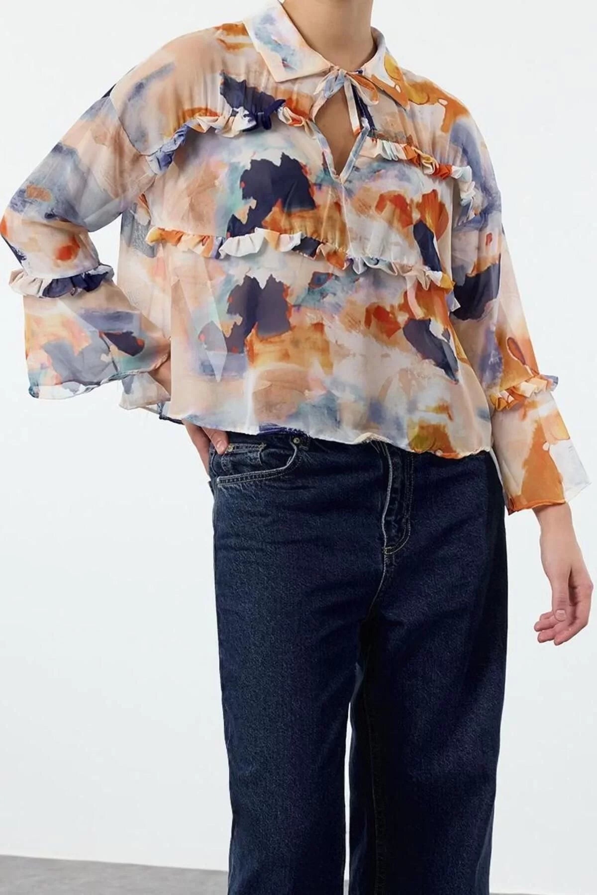 Style Women Ruffle Detailed Regular Pattern Blouse Regular Woven Regular Pattern