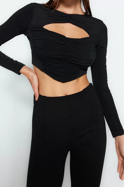 Style Women Draped Window Cut Out Detailed Blouse Crop Knit Regular Pattern