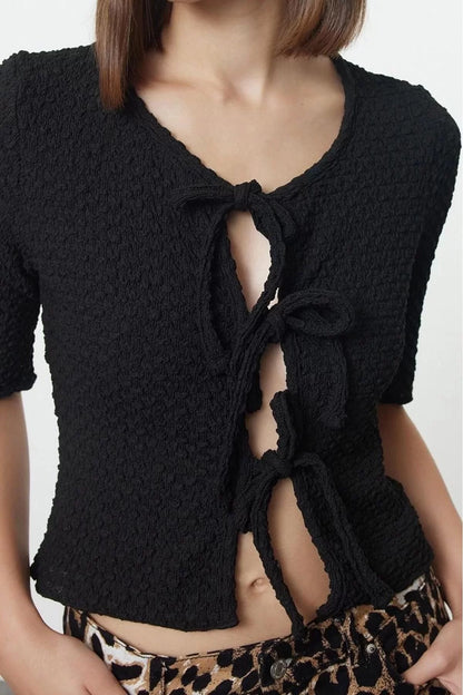 Style Women's Textured Fitted Body-Sit Tie Detailed Flexible Blouse Crop Knitted Slim Pattern