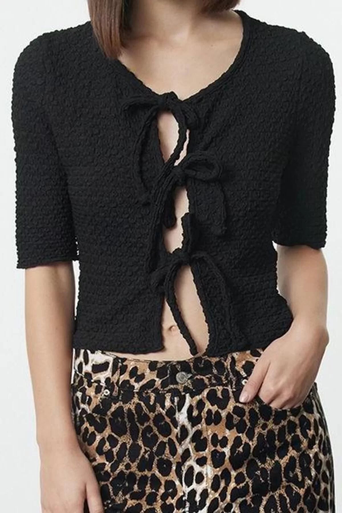 Style Women's Textured Fitted Body-Sit Tie Detailed Flexible Blouse Crop Knitted Slim Pattern