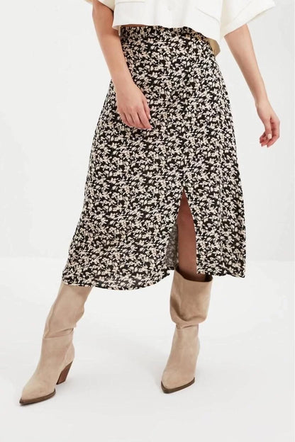 Fashion A-line Floral Pattern Casual Midi Length Slit Detail Viscose Fabric Midi Woven Skirt