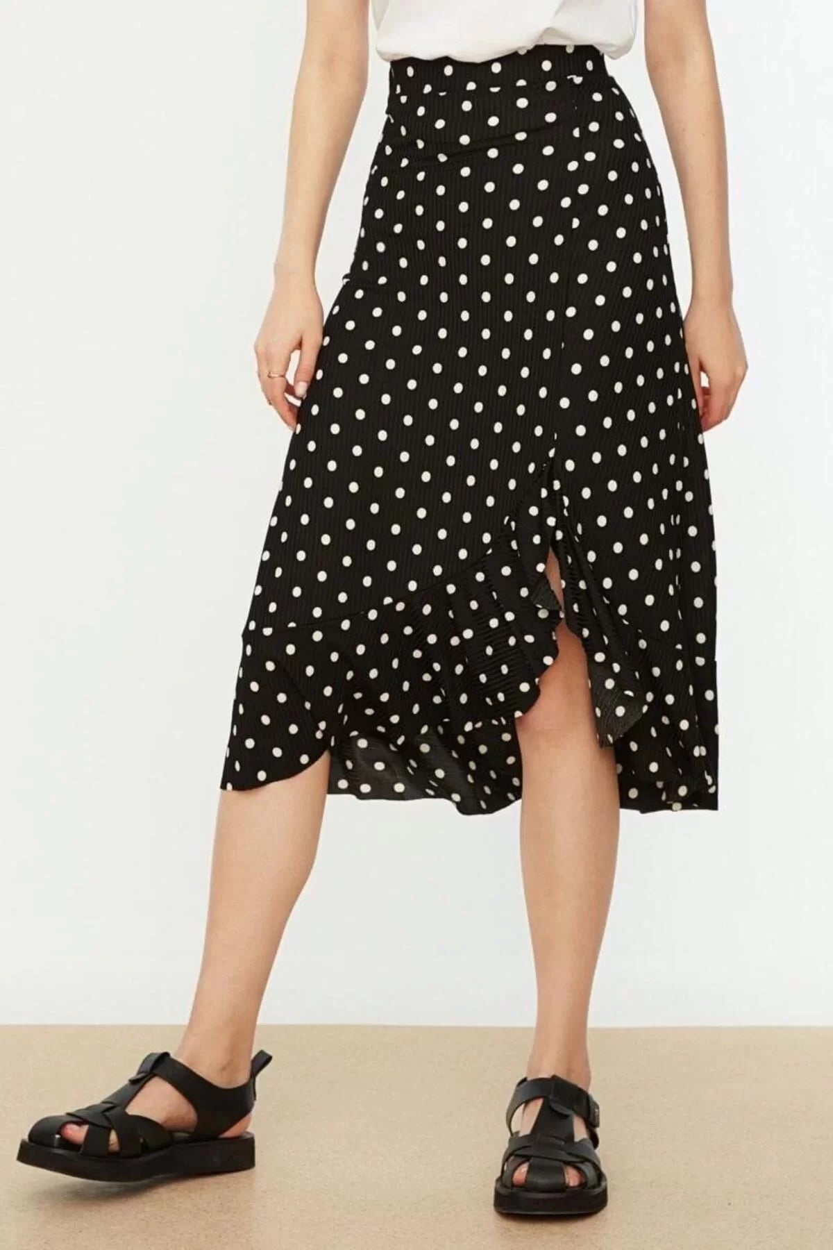 Style Regular Polka Dot Daily Midi Length Printed High Waist Elastic Knitted Skirt with Gathered Detail and Flounce