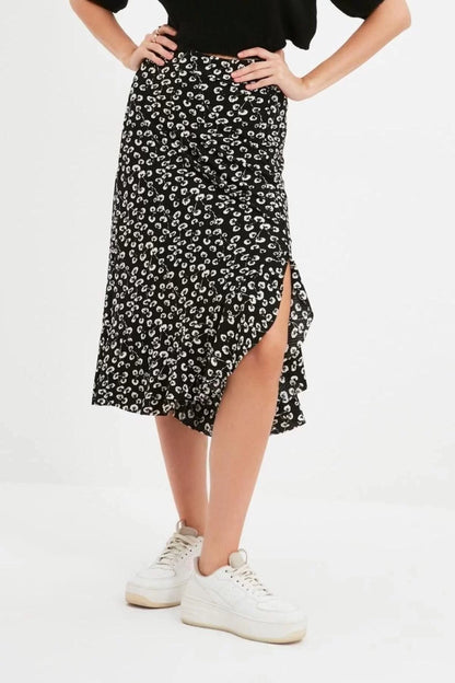 Style Regular Polka Dot Daily Midi Length Printed High Waist Elastic Knitted Skirt with Gathered Detail and Flounce