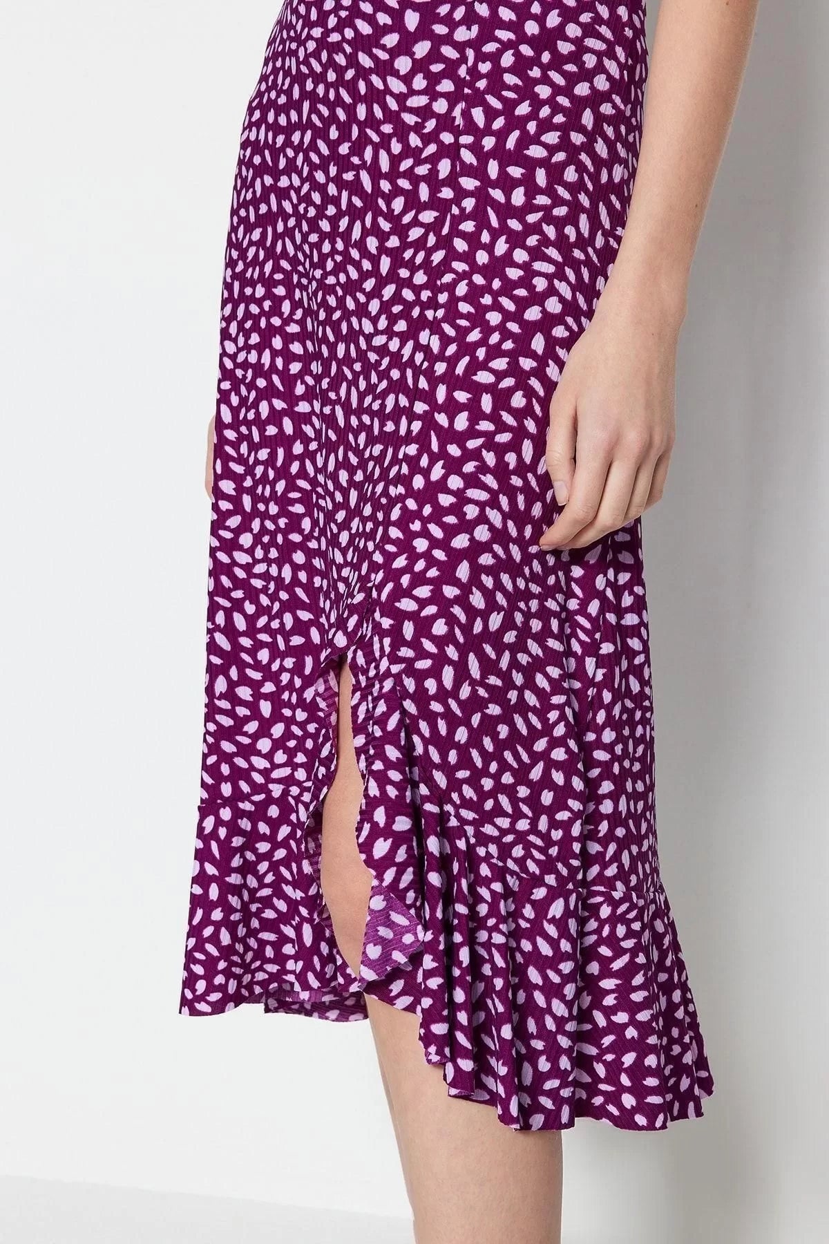 Style Regular Polka Dot Daily Midi Length Printed High Waist Elastic Knitted Skirt with Gathered Detail and Flounce