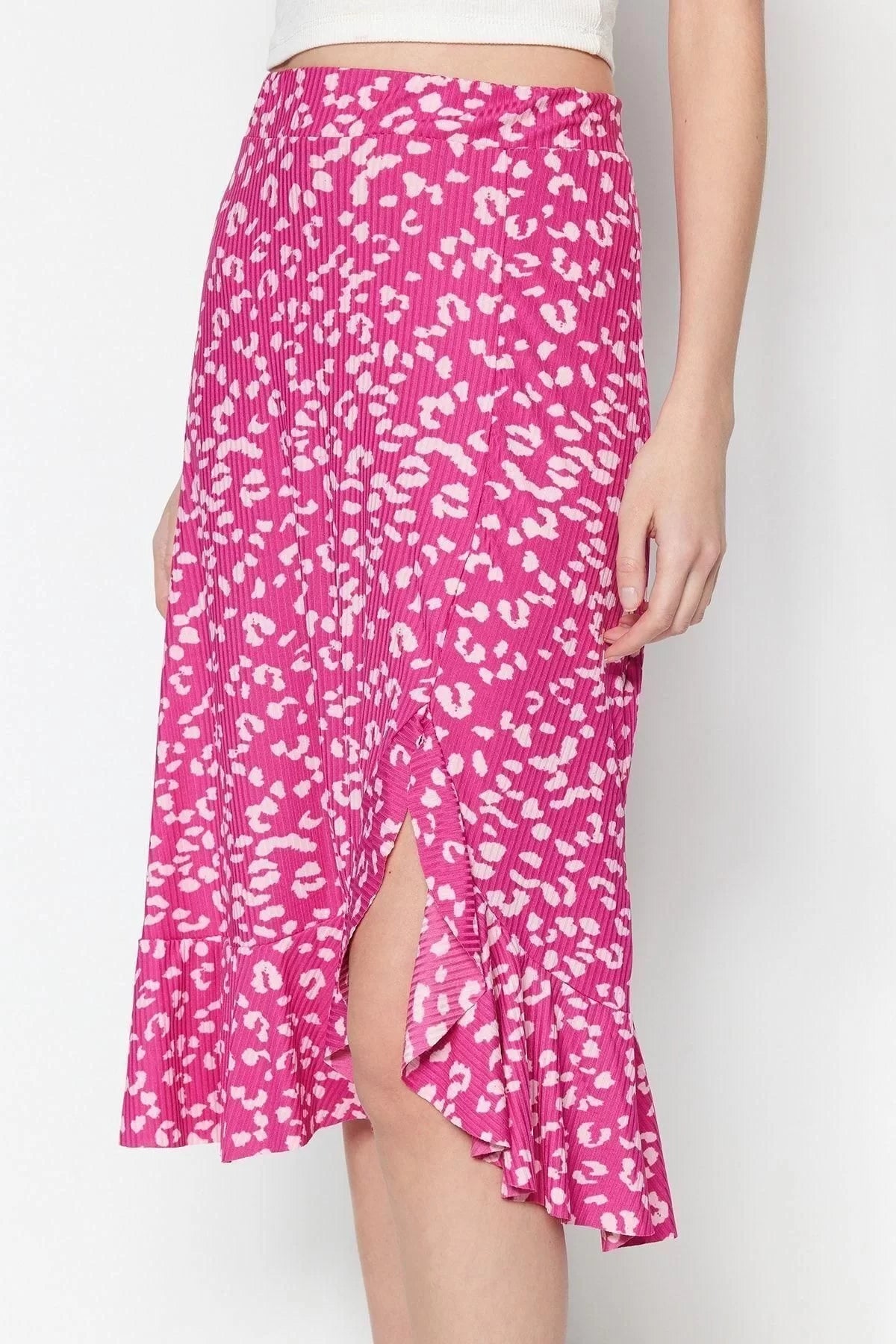 Style Regular Polka Dot Daily Midi Length Printed High Waist Elastic Knitted Skirt with Gathered Detail and Flounce