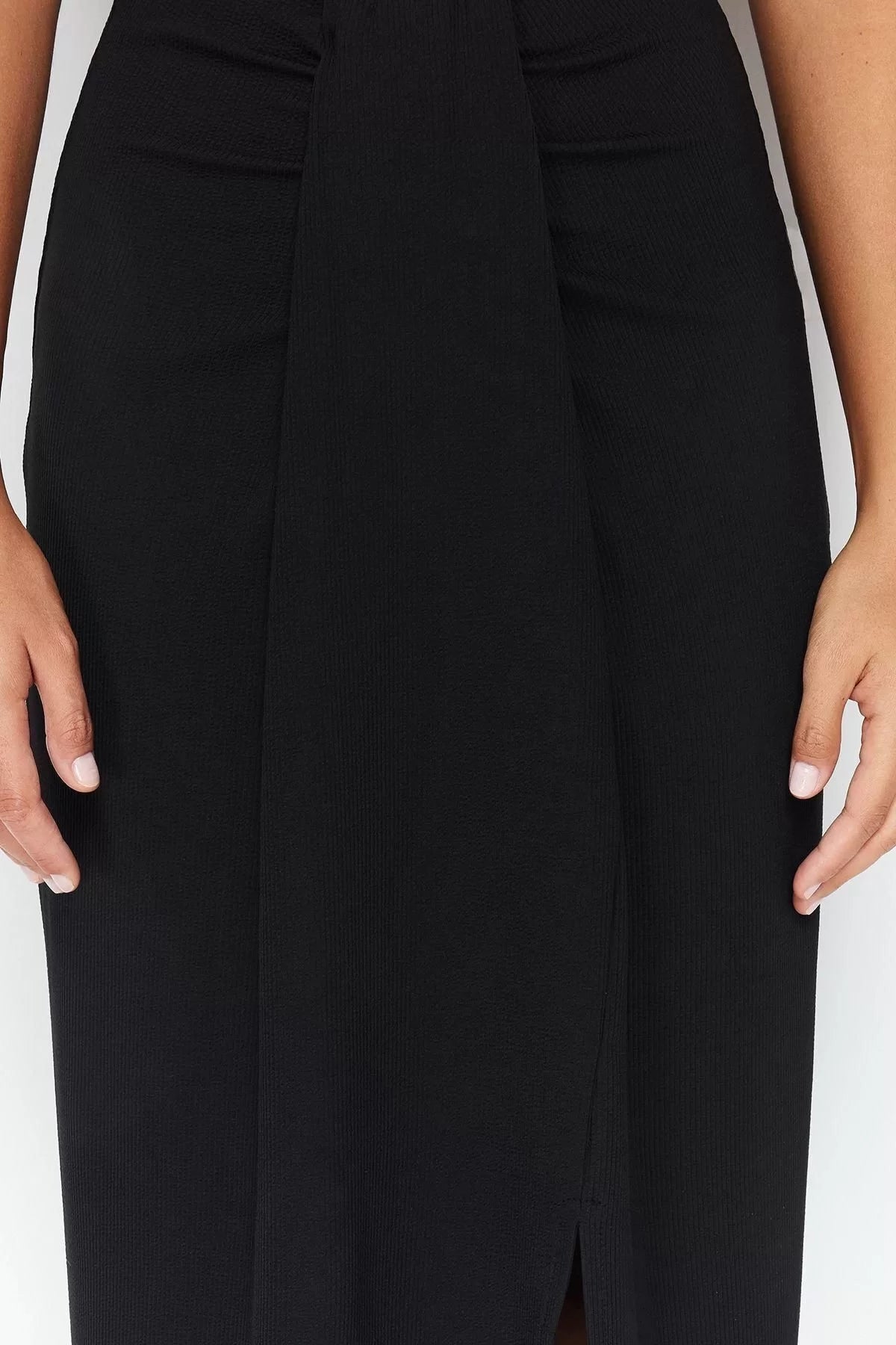 Fashion Regular Plain Pattern Formal Maxi Length Pleated Detailed Flexible Midi Skirt