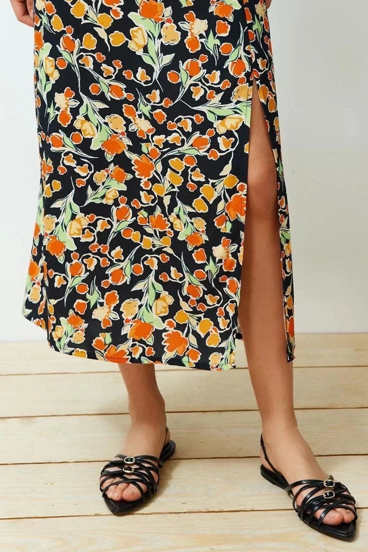 Fashion Regular Floral Pattern Casual Midi Length Viscose Fabric Slit Midi Woven Skirt