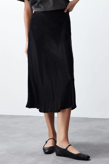 Fashion Regular Plain Pattern Casual Midi Length A-line Satin Fabric Midi Length Woven Skirt