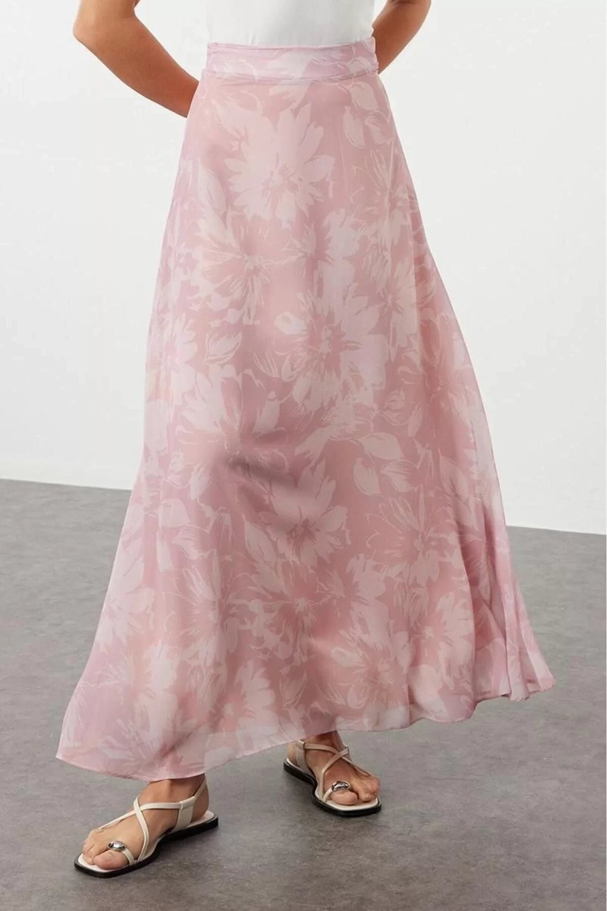 Fashion Regular Printed Pattern Casual Maxi Length A-line Pattern Flared Lined Chiffon Fabric Woven Skirt