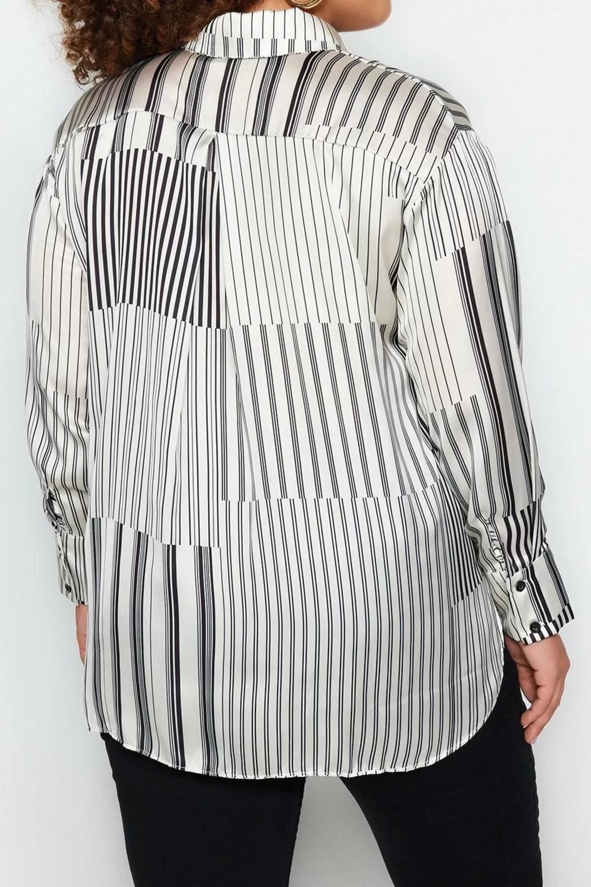 Fashion Women's Plus Size Shirt Collar Striped Pattern Casual Black White Striped Woven Shirt