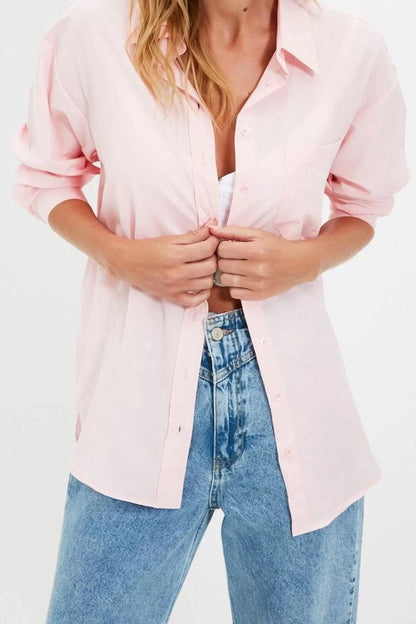 Fashion Women Shirt Collar Plain Pattern Casual Single Pocket Boyfriend Wide Fit Cotton Woven Shirt