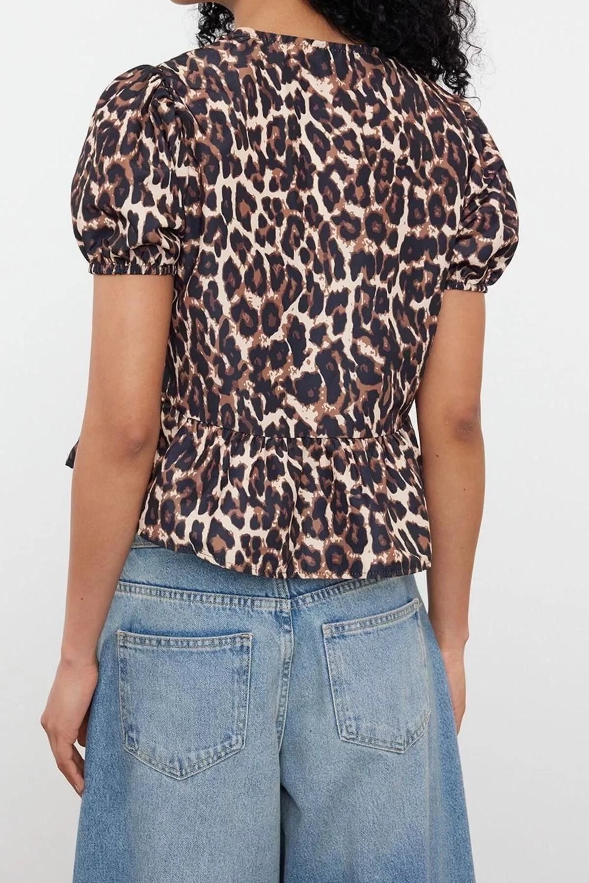 Fashion Women's V Neck Animal Pattern Casual Leopard Patterned Tied Double Sided Woven Shirt