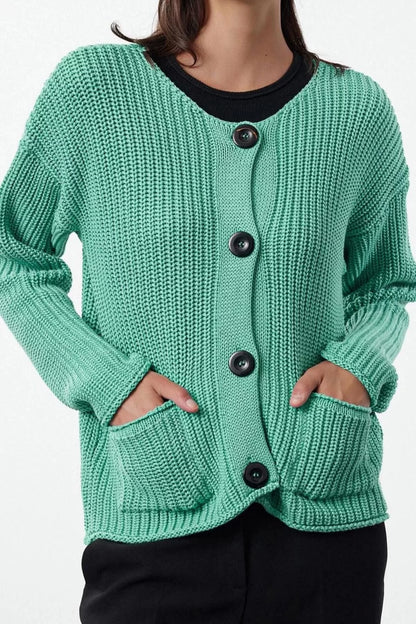 Women's Modern Style Oversize Boat Neck Regular Knitwear Cardigan