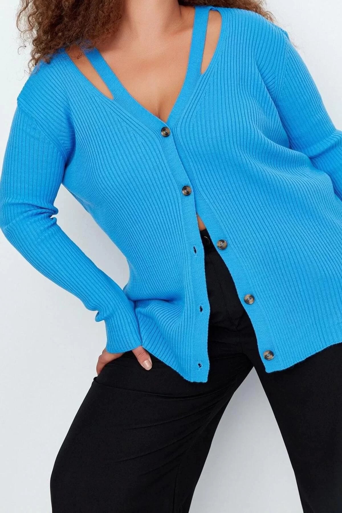 Plus Size Women Modern Style Comfortable Long V Neck Plain Sleeve Regular Knitwear Cardigan