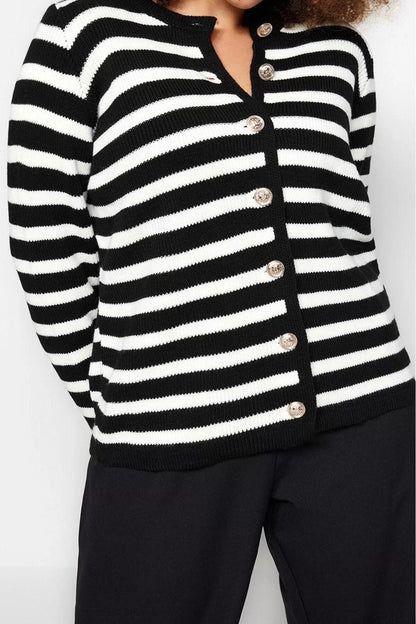 Plus Size Women Modern Style Comfortable Long Crew Neck Striped Sleeve Regular Knitwear Cardigan