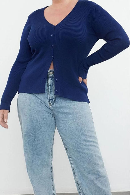 Plus Size Women Modern Style Comfortable Long V Neck Plain Sleeve Regular Knitwear Cardigan