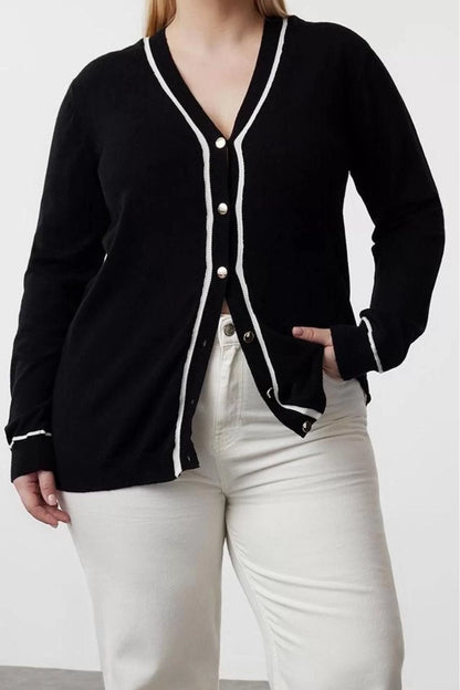 Plus Size Women Modern Style Comfortable Long V Neck Plain Sleeve Regular Knitwear Cardigan