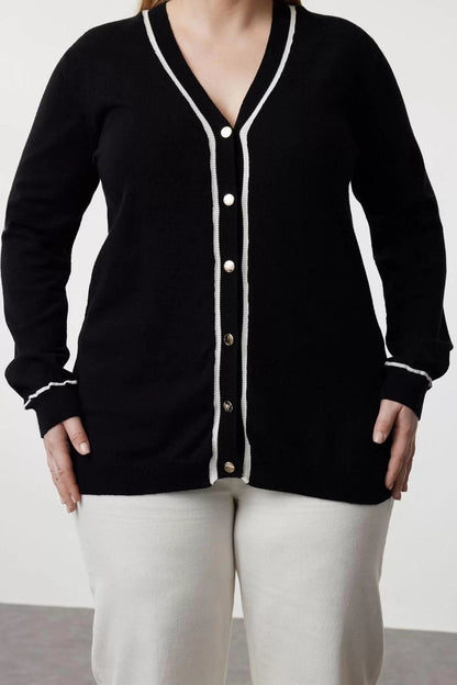 Plus Size Women Modern Style Comfortable Long V Neck Plain Sleeve Regular Knitwear Cardigan