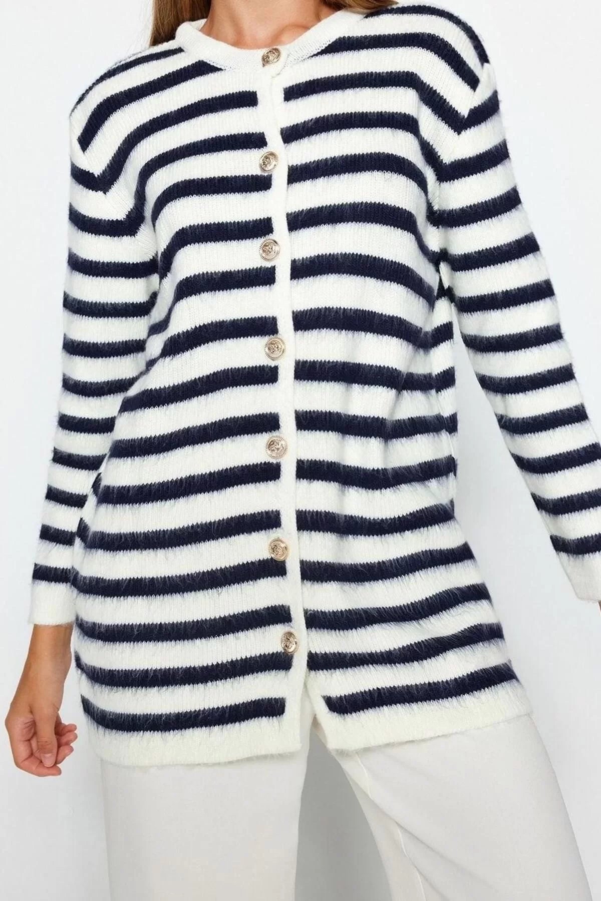 Women's Modern Style Casual Long Crew Neck Striped Sleeve Regular Knitwear Cardigan