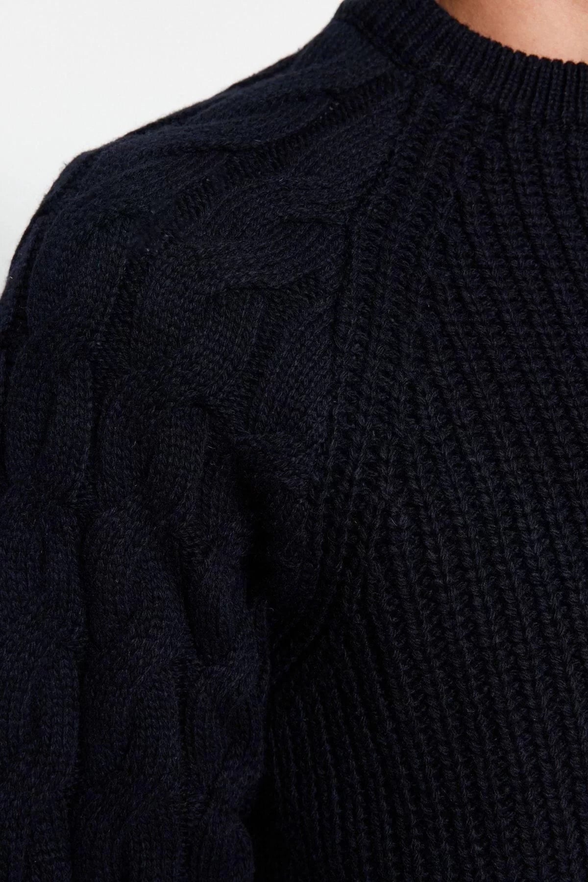 Men's Modern Style Casual Long Crew Neck Knitted Sleeve Regular Knitwear Sweater