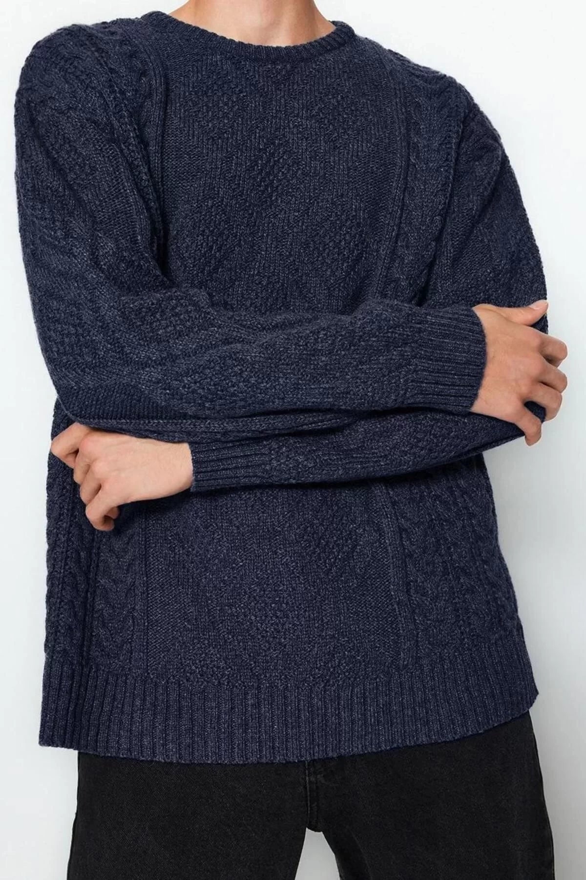 Men's Modern Style Casual Long Crew Neck Knitted Sleeve Regular Knitwear Sweater