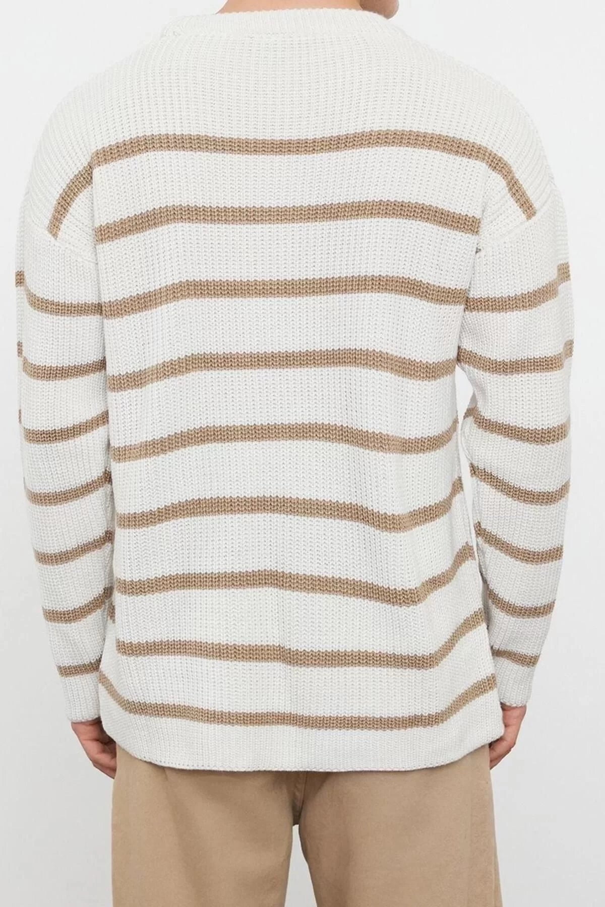 Men's Modern Style Comfortable Long Crew Neck Striped Sleeve Regular Knitwear Sweater