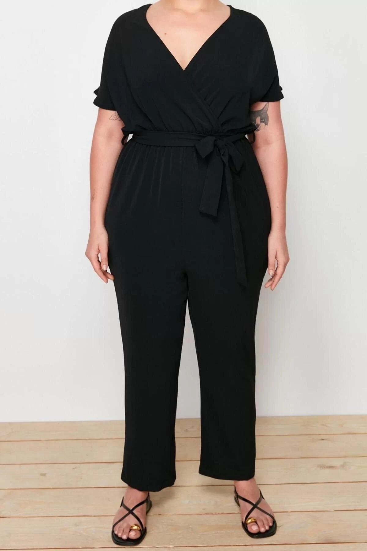 Plus Size Women Fashion Low Sleeve Regular Double Breasted Plain Pattern Long Belted Jumpsuit