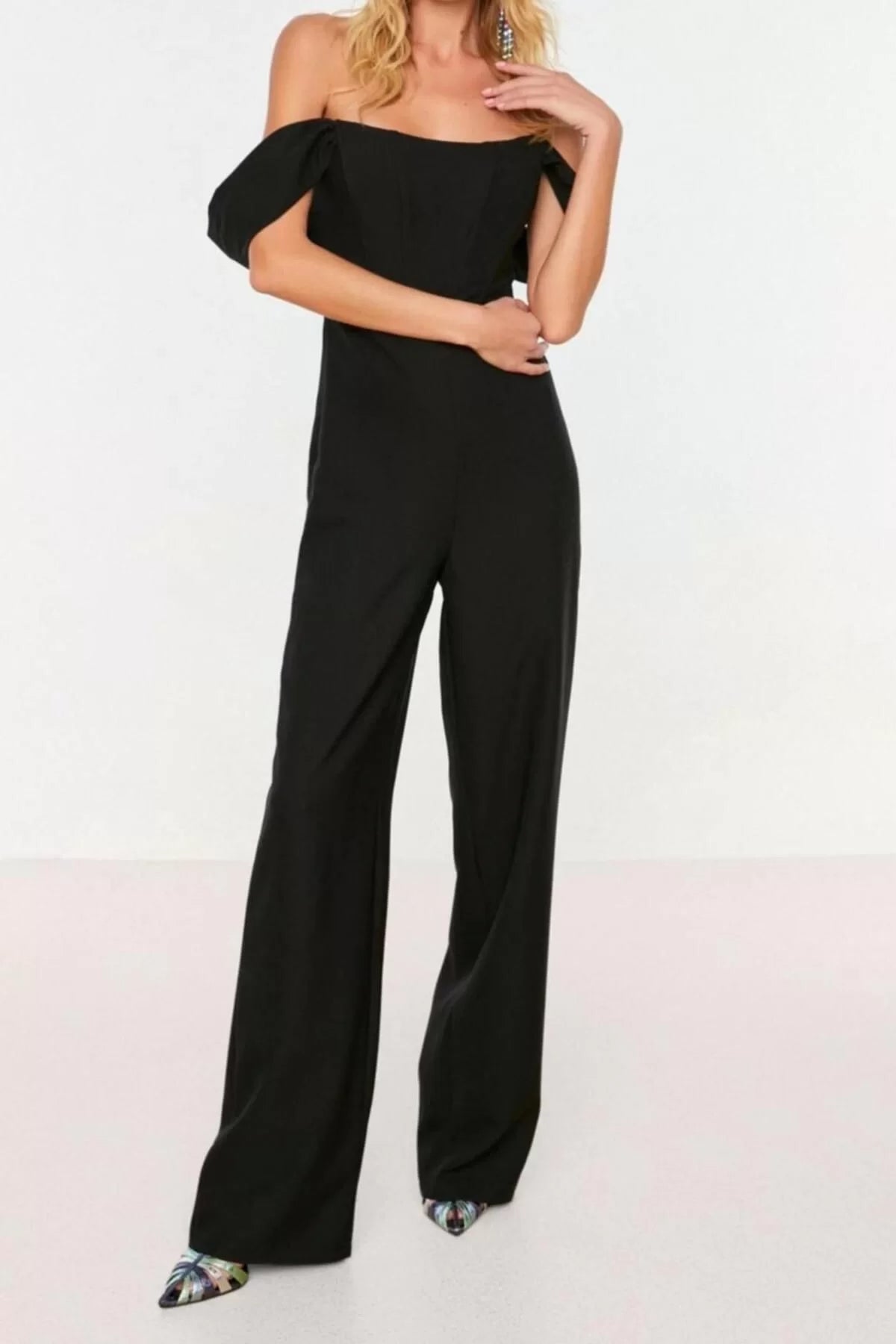 Women's Fashion Low Sleeve Wide Leg Carmen Collar Plain Pattern Regular Lined Underwire Woven Jumpsuit