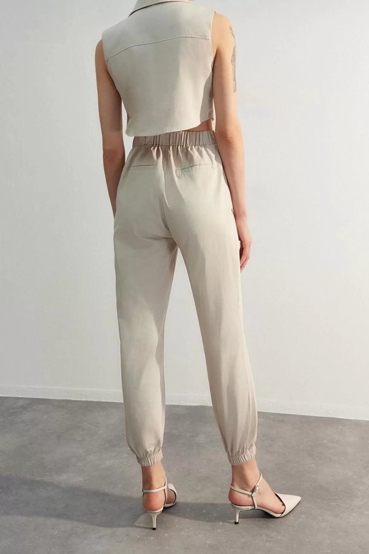 Women's Fashion Elastic Leg Jacket Collar Long Window Detail Maxi Woven Jumpsuit