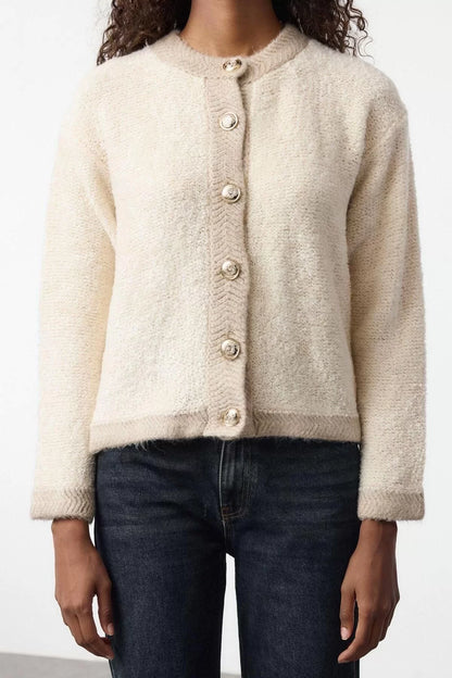 Style Modern Women Regular Standard Sleeve Crew Neck Knitwear Cardigan