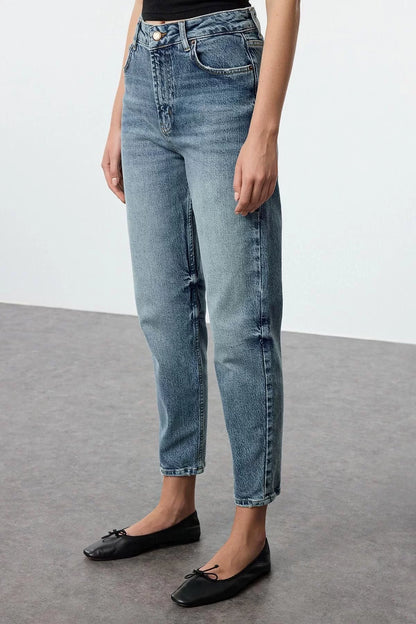 Style Women Fashion Denim Jeans Pants Long Straight Leg Blue Faded Vintage High Waist Slim Mom Jeans