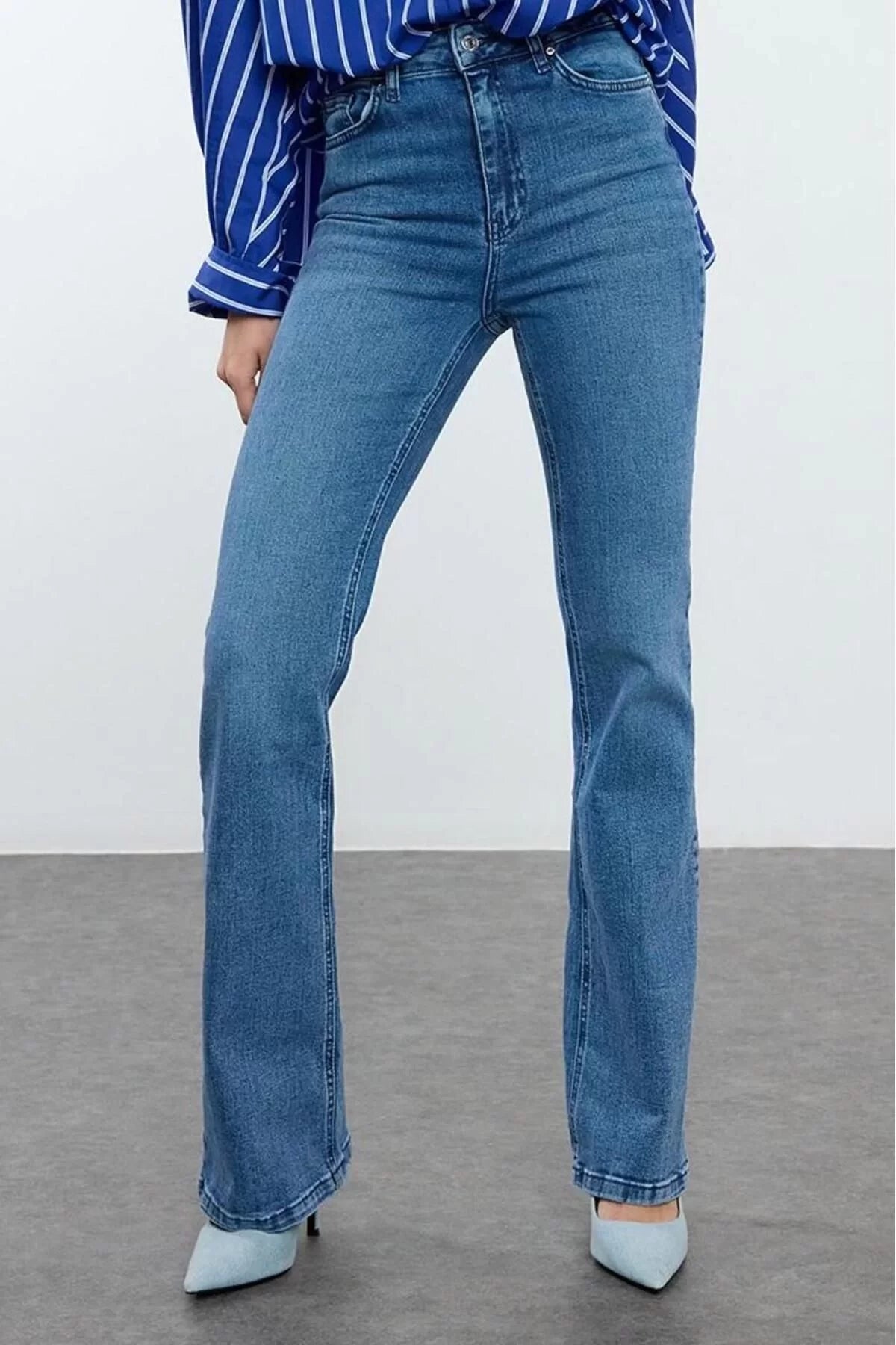 Style Women Fashion Denim Jeans Long Flared Leg High Waist Jeans