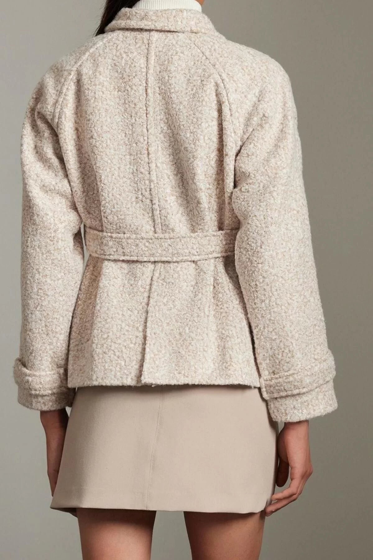 Design Plain Lined Collar Standard Regular Classic Women's Regular Belted Boucle Short Coat