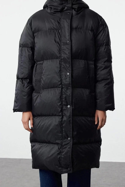 Design Plain Lined Collar Long Oversize Hooded Women's Goose Down Water Repellent Long Puffer Coat