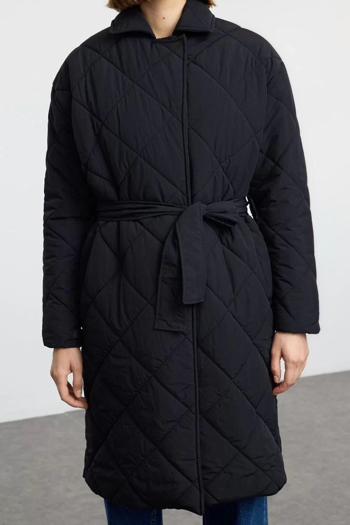 Design Plain Lined Collar Long Loose Jacket Women Oversize Belted Long Quilted Puffer Coat