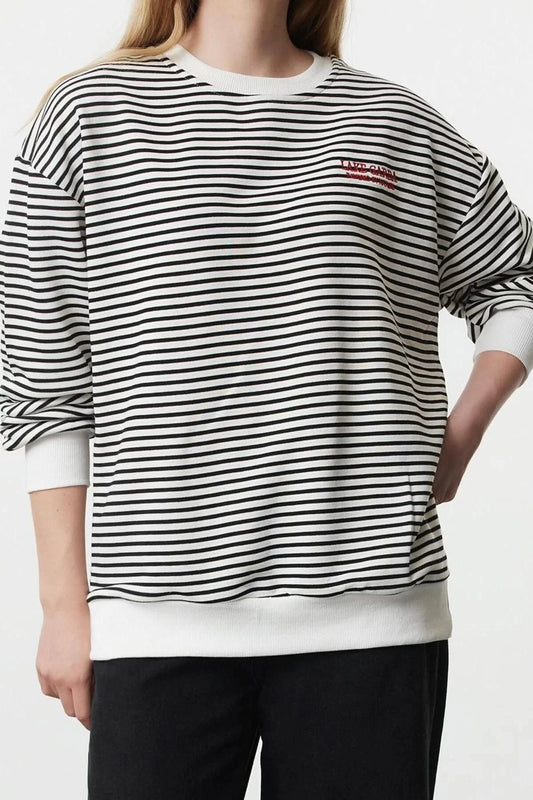 Loose Crew Neck Low Sleeve Long Striped Slogan Embroidered Wide Cut Long Sleeve Knitted Sweatshirt