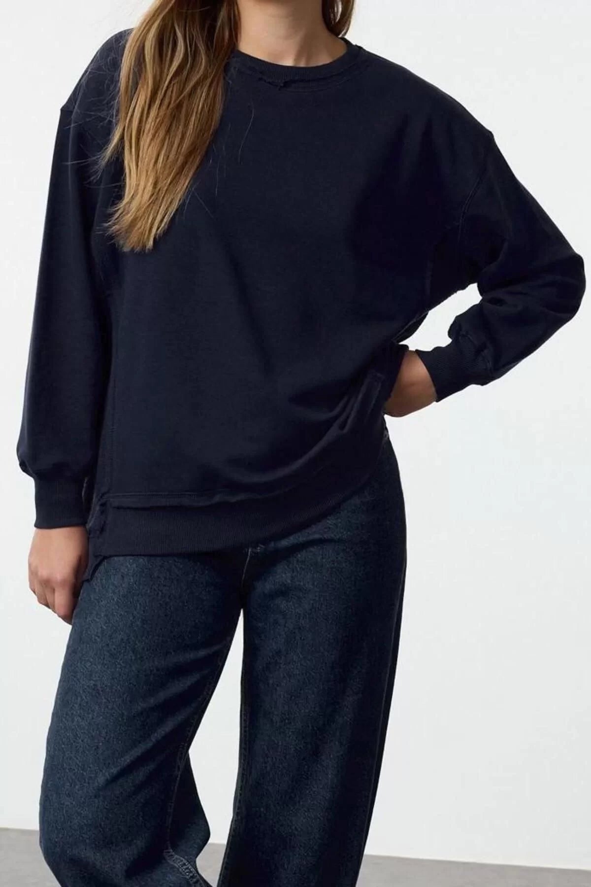 Style Loose Crew Neck Low Sleeve Long Thick Fleece Inside Wide Pattern Knitted Sweatshirt