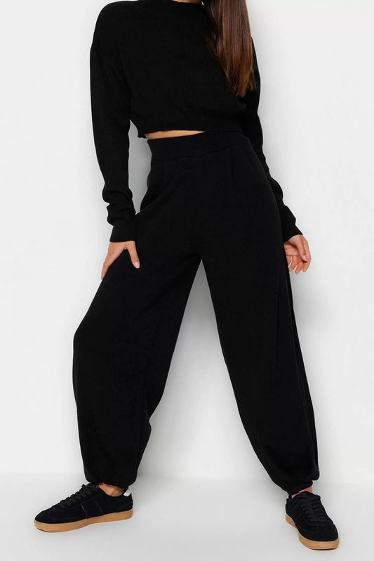 Fashion Knitwear Half Turtleneck Casual Daily Black Super Crop Jogger Pants Knitwear Bottom-Top Set