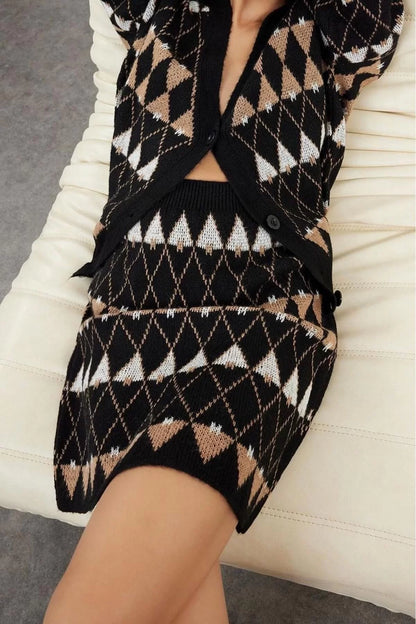 Fashion Baklava V Neck Low Sleeve Daily Wide Pattern Self-Patterned Knitwear Skirted Top-Bottom Set